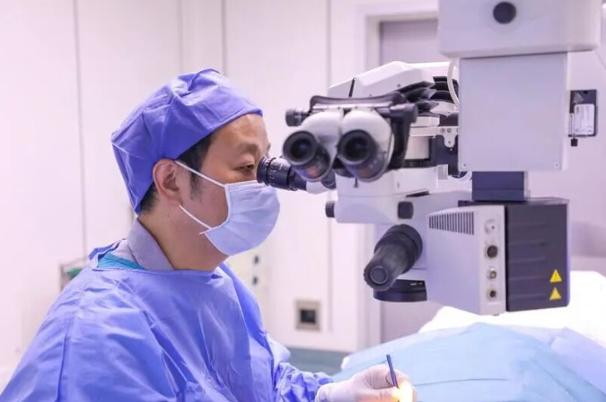 深圳希玛眼科,詹行楷 深圳希玛眼科,詹行楷